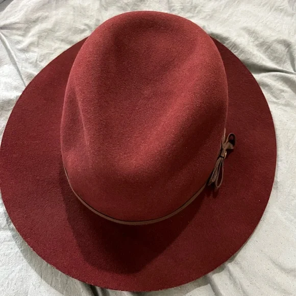 Goorin Bros | Accessories | Goorin Bros Burgundy Lise  display picture 3